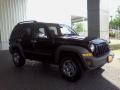 Black - Liberty Sport 4x4 Photo No. 4