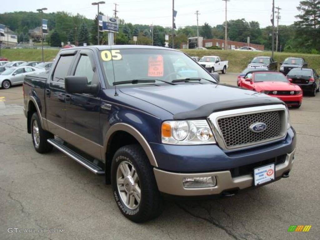 2005 F150 Lariat SuperCrew 4x4 - Medium Wedgewood Blue Metallic / Tan photo #6