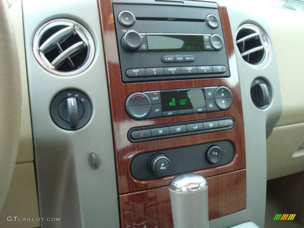 2005 F150 Lariat SuperCrew 4x4 - Medium Wedgewood Blue Metallic / Tan photo #9