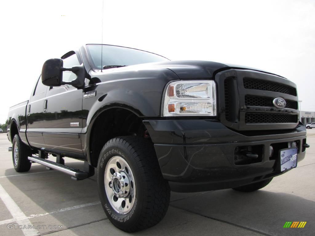 Black Ford F250 Super Duty