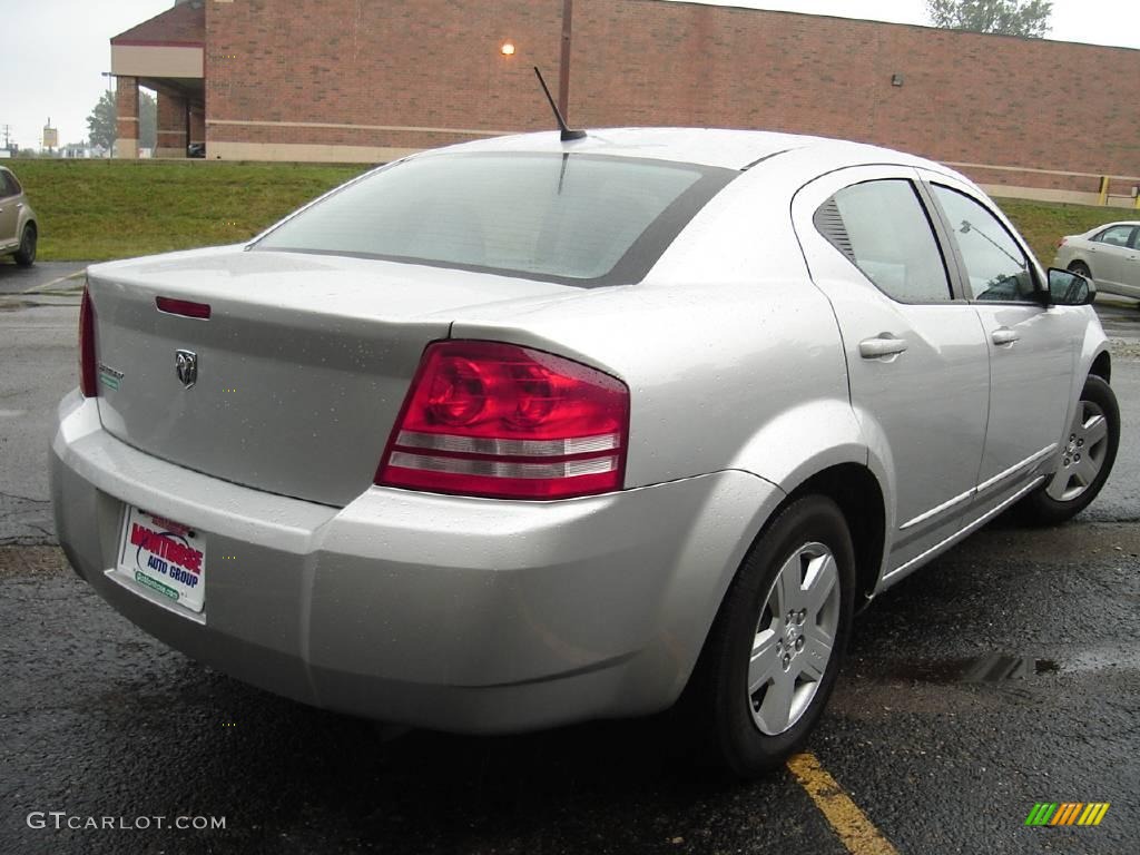 2008 Avenger SE - Bright Silver Metallic / Dark Slate Gray/Light Slate Gray photo #5