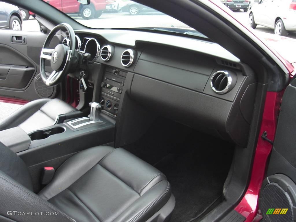 2007 Mustang V6 Premium Coupe - Redfire Metallic / Dark Charcoal photo #18