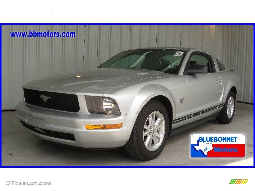2009 Mustang V6 Coupe - Brilliant Silver Metallic / Light Graphite photo #1