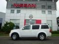 2006 Avalanche White Nissan Pathfinder SE 4x4  photo #7