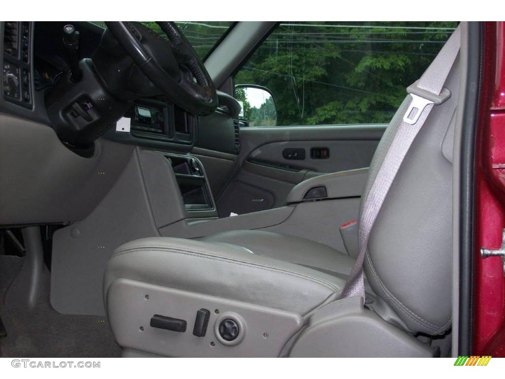 2005 Avalanche LT 4x4 - Sport Red Metallic / Gray/Dark Charcoal photo #19