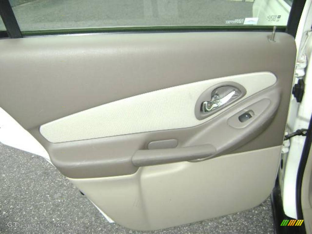 2005 Malibu LS V6 Sedan - White / Neutral Beige photo #10