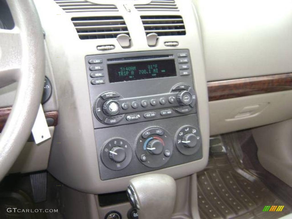 2005 Malibu LS V6 Sedan - White / Neutral Beige photo #12