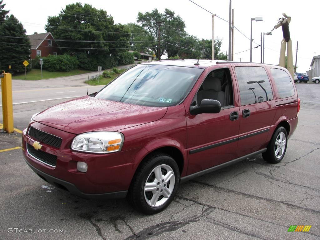 2005 Uplander  - Sport Red Metallic / Medium Gray photo #5