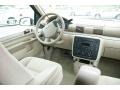 2006 Arizona Beige Metallic Ford Freestar SE  photo #16