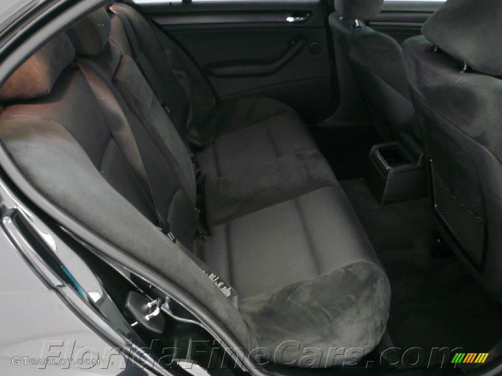 2005 3 Series 330i Sedan - Jet Black / Black photo #14