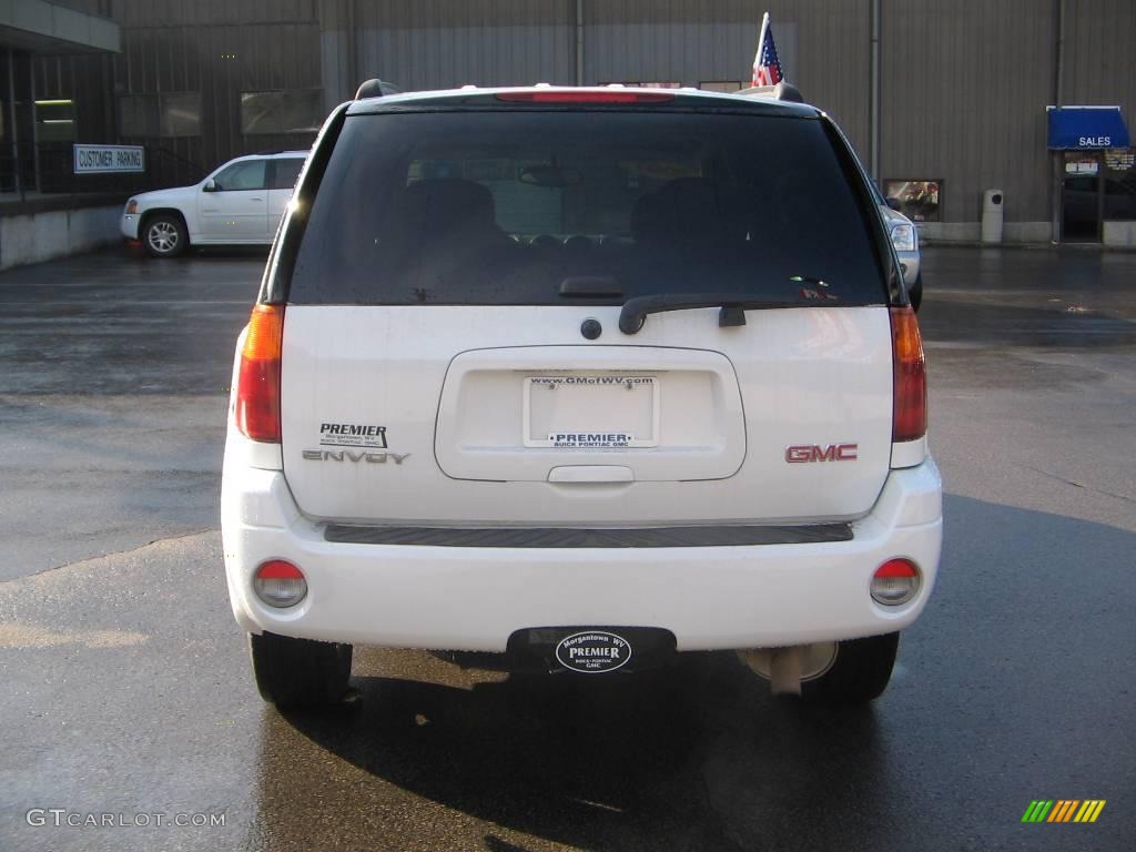 2007 Envoy SLE 4x4 - Summit White / Light Gray photo #5