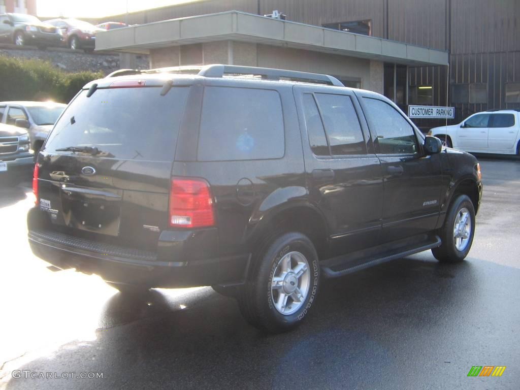 2005 Explorer XLT 4x4 - Black / Graphite photo #6