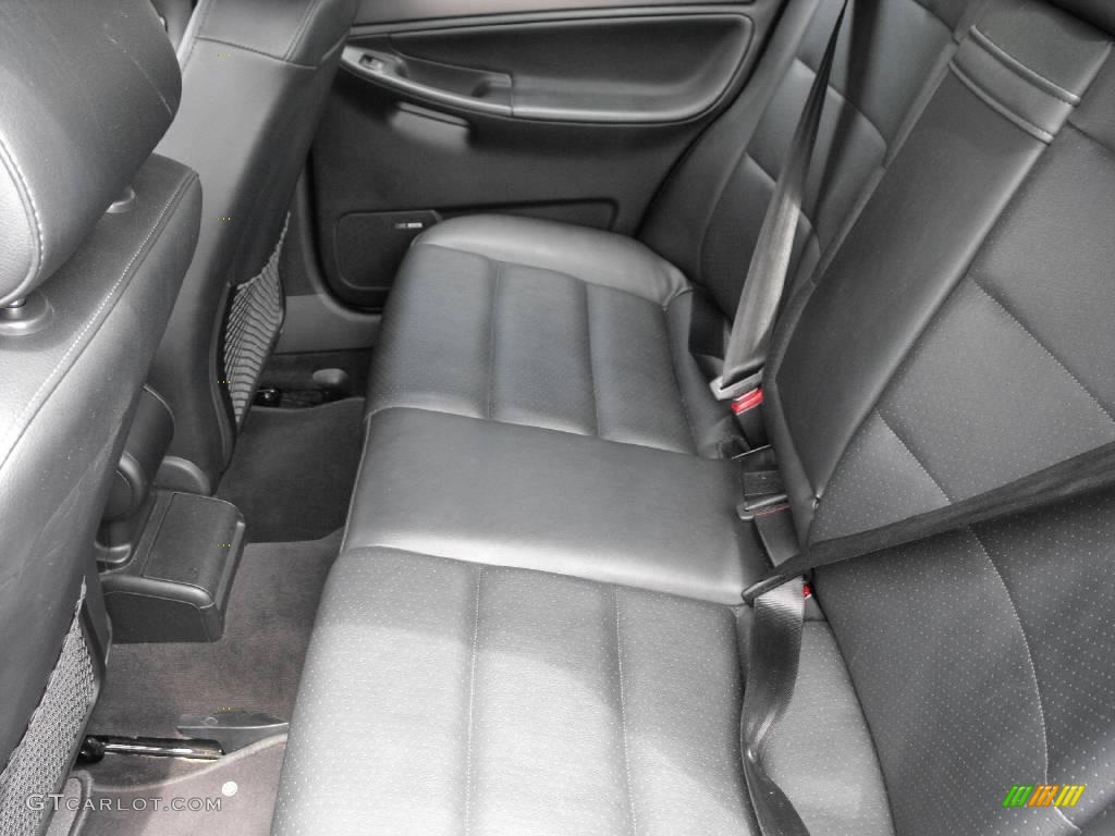 2001 A4 1.8T quattro Sedan - Brilliant Black / Onyx photo #16