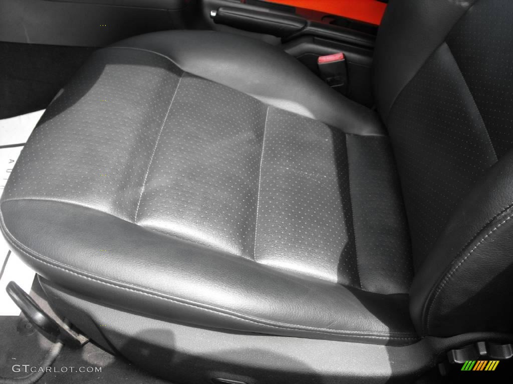 2001 A4 1.8T quattro Sedan - Brilliant Black / Onyx photo #21