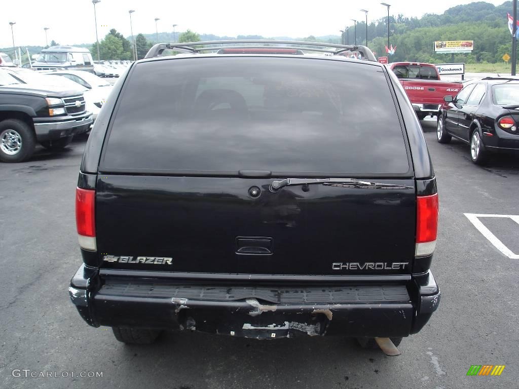 1997 Blazer LT 4x4 - Black / Dark Pewter photo #3