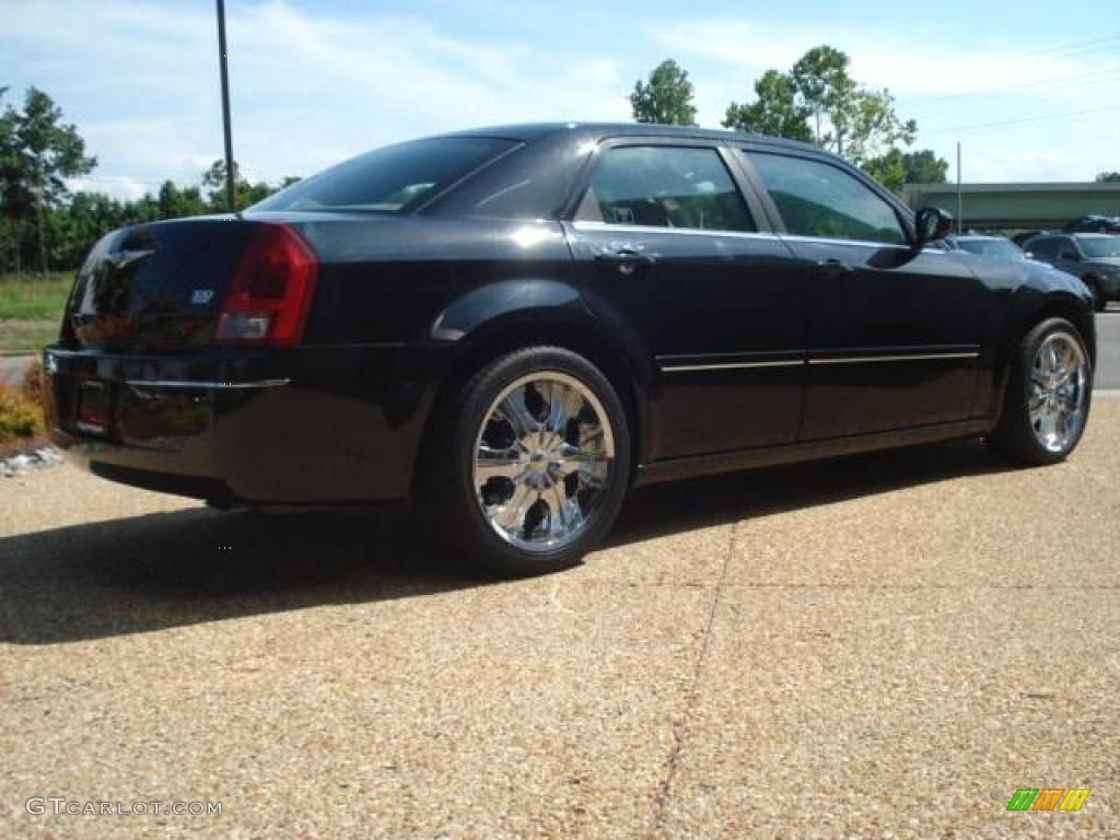 2005 300 Touring - Brilliant Black Crystal Pearl / Dark Slate Gray/Light Graystone photo #4