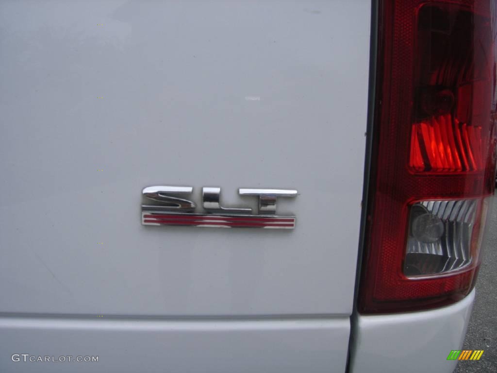 2003 Ram 1500 SLT Quad Cab - Bright White / Dark Slate Gray photo #6