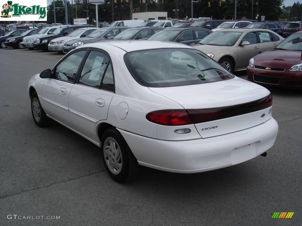 1997 Escort LX Sedan - White / Tan photo #4