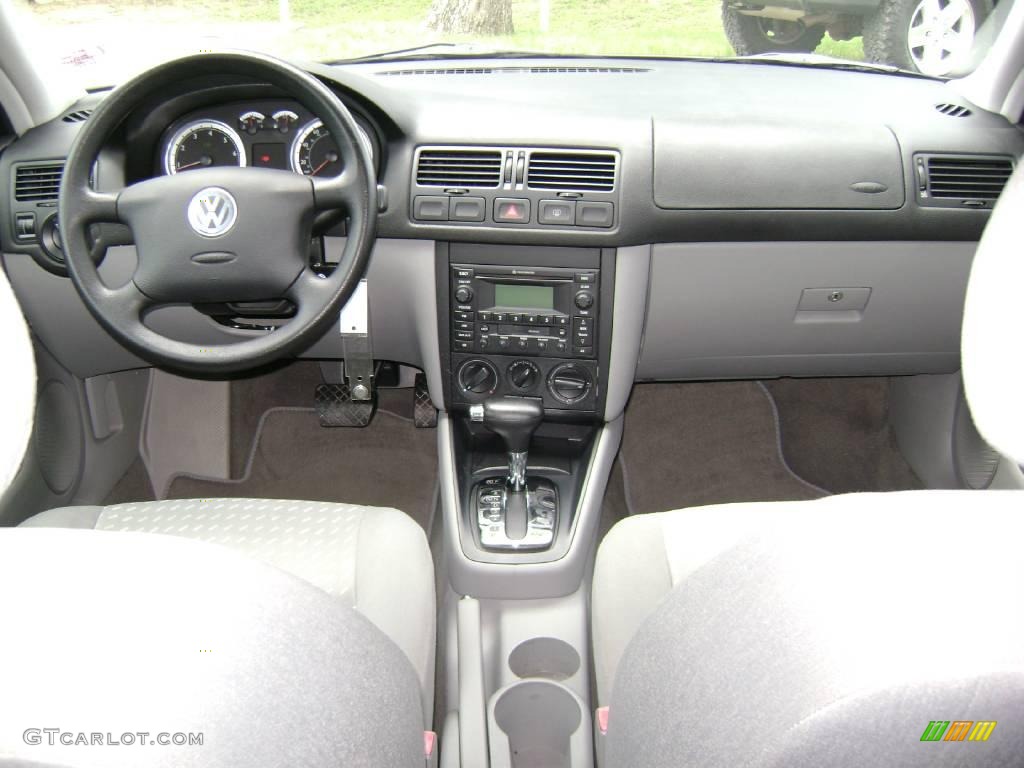 2004 Jetta GL Sedan - Platinum Grey Metallic / Grey photo #13