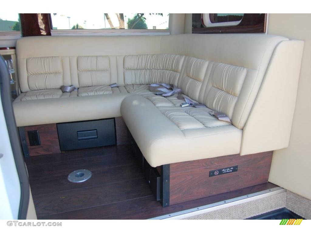 2007 Sprinter Van 2500 High Roof Passenger Executive - Arctic White / Executive Parchment photo #30