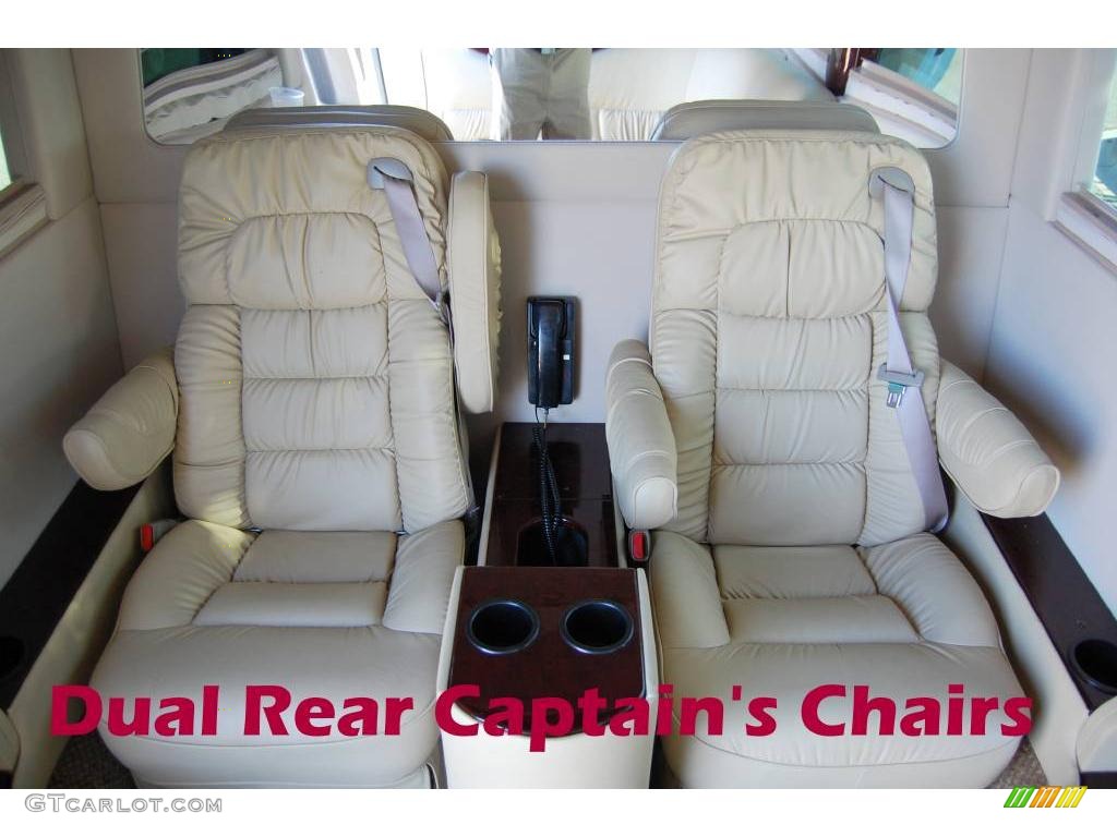 2007 Sprinter Van 2500 High Roof Passenger Executive - Arctic White / Executive Parchment photo #33