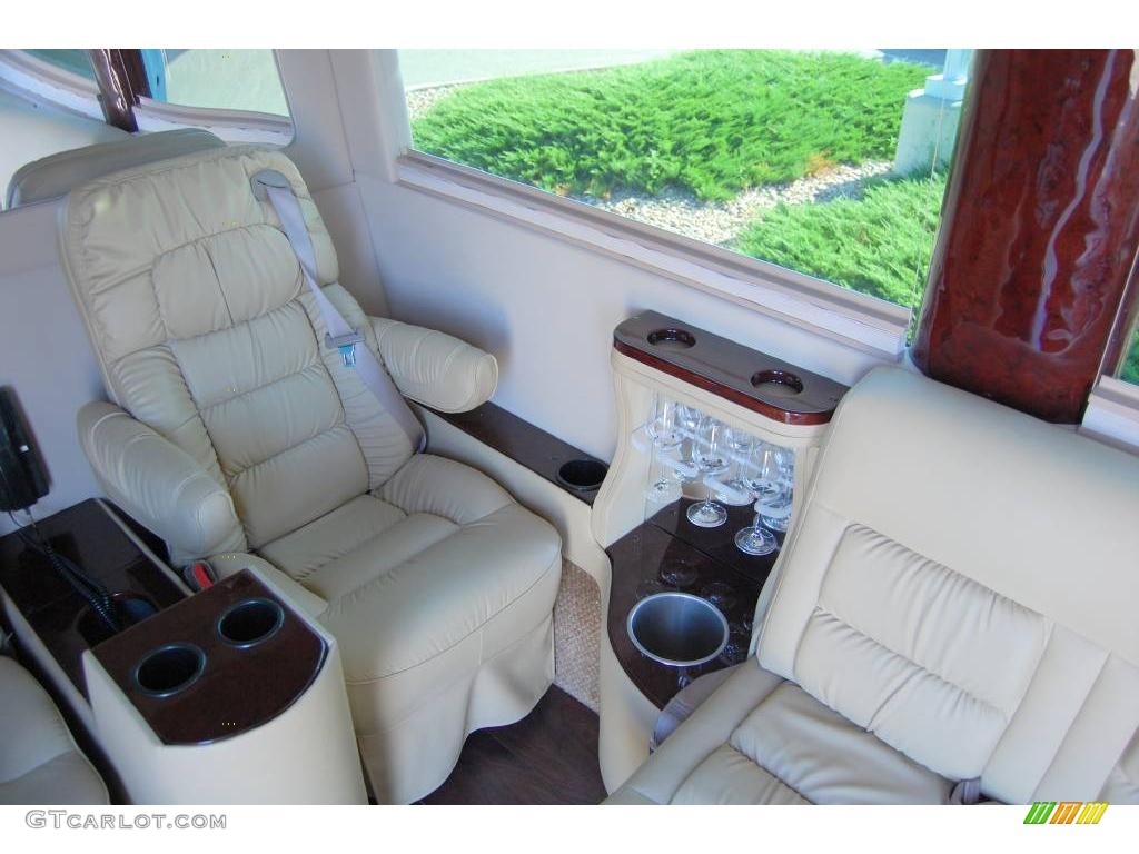 2007 Sprinter Van 2500 High Roof Passenger Executive - Arctic White / Executive Parchment photo #35
