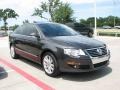 2006 Mocha Brown Volkswagen Passat 3.6 Sedan  photo #7