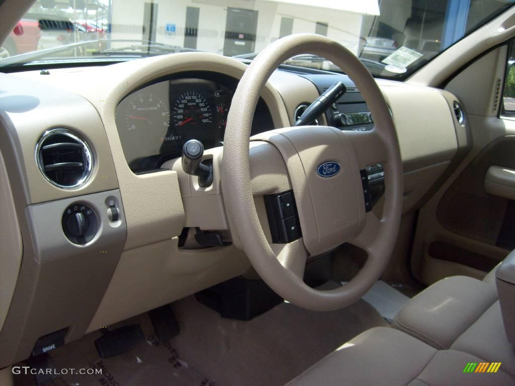 2005 F150 XLT SuperCrew - Aspen Green Metallic / Tan photo #17