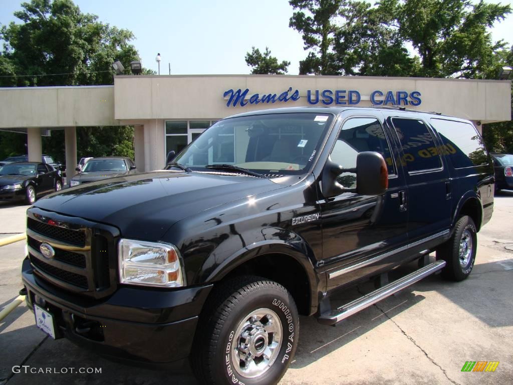 2005 Excursion Limited 4X4 - Black / Medium Pebble photo #2