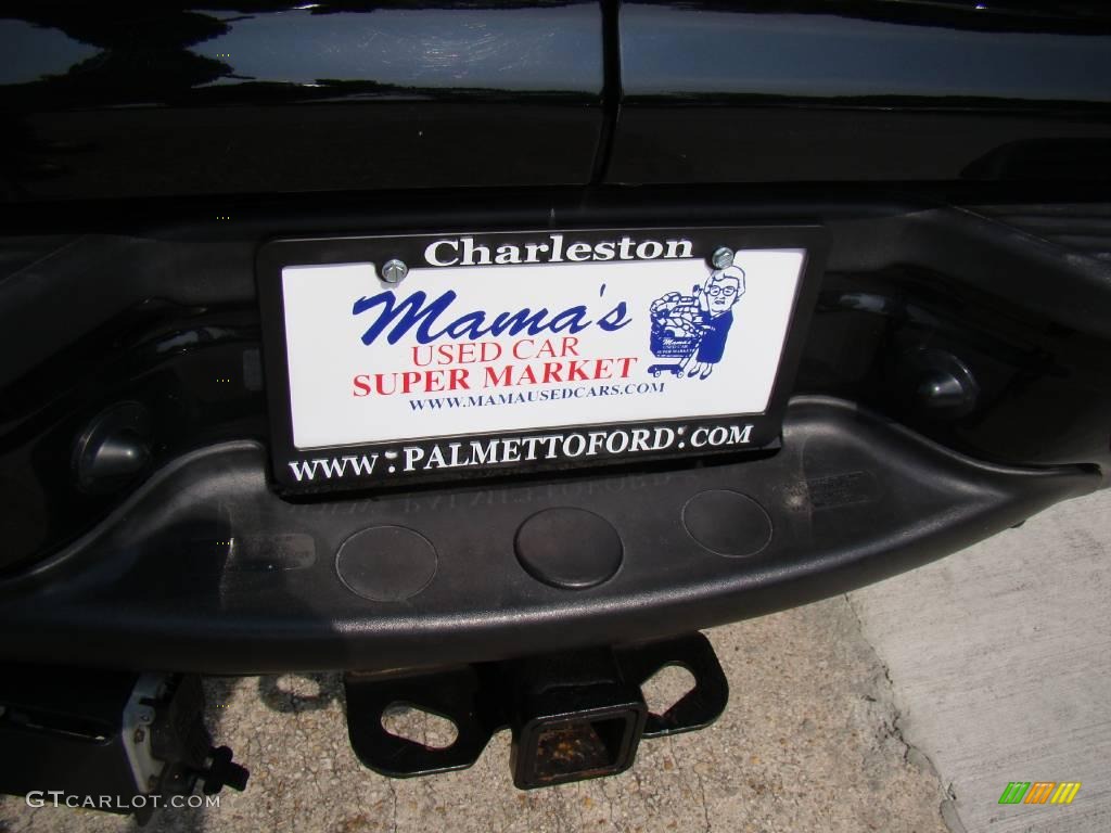 2005 Excursion Limited 4X4 - Black / Medium Pebble photo #36