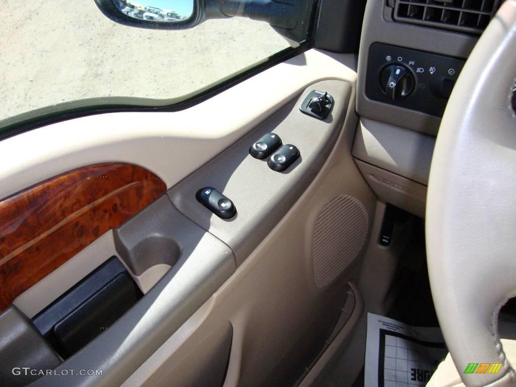 2004 F250 Super Duty Lariat SuperCab - Oxford White / Medium Parchment photo #9