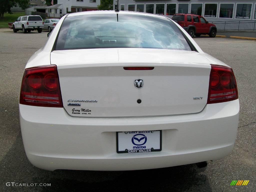 2008 Charger SXT AWD - Stone White / Dark Slate Gray photo #4