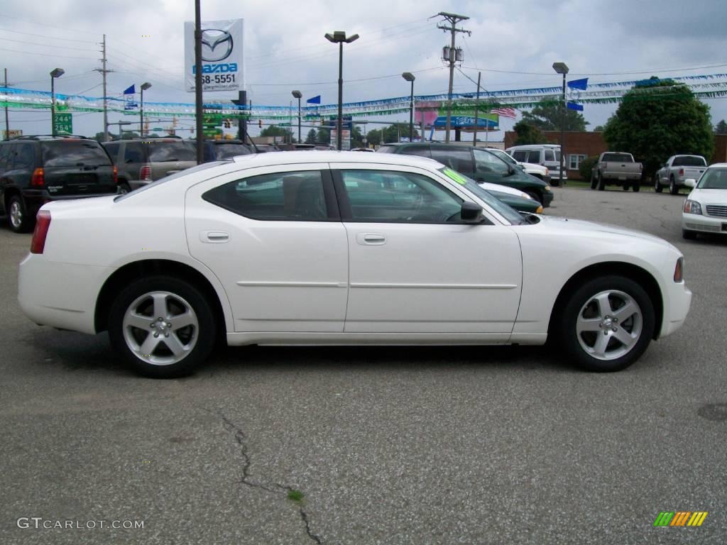 2008 Charger SXT AWD - Stone White / Dark Slate Gray photo #7
