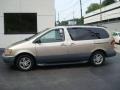 2001 Desert Sand Mica Toyota Sienna LE  photo #1