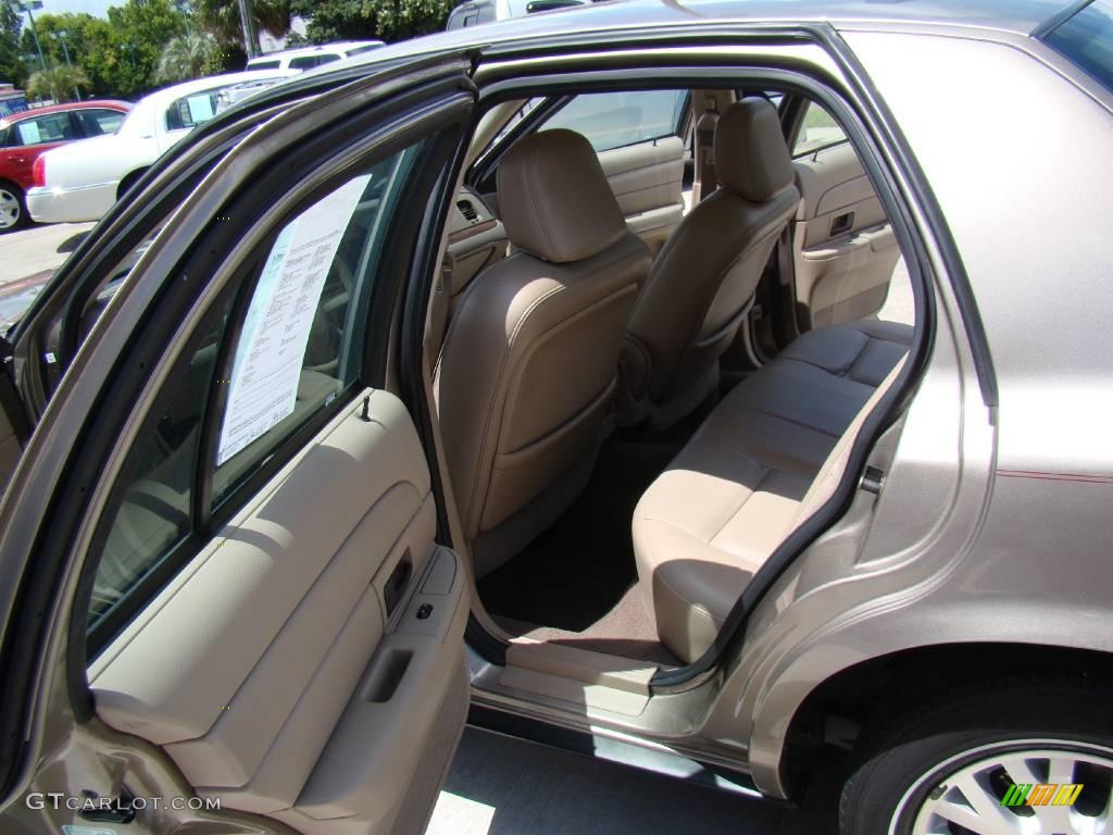 2004 Crown Victoria LX - Arizona Beige Metallic / Medium Parchment photo #10