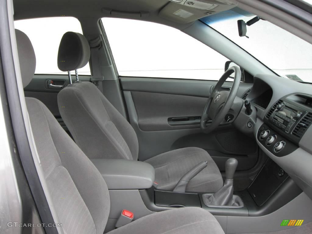2005 Camry LE - Phantom Gray Pearl / Dark Gray photo #5
