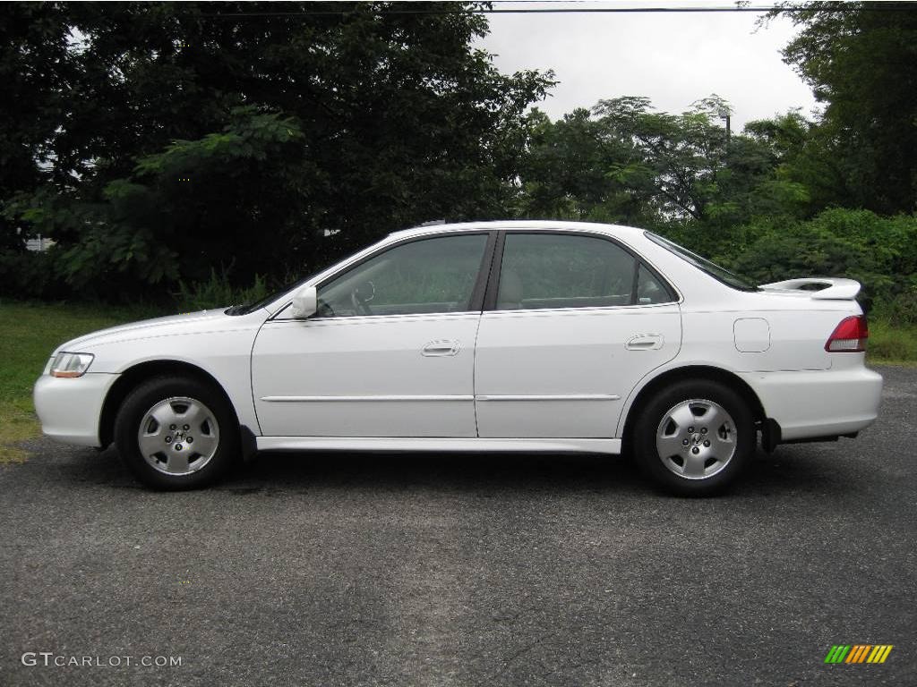 2002 Accord EX V6 Sedan - Taffeta White / Ivory photo #5