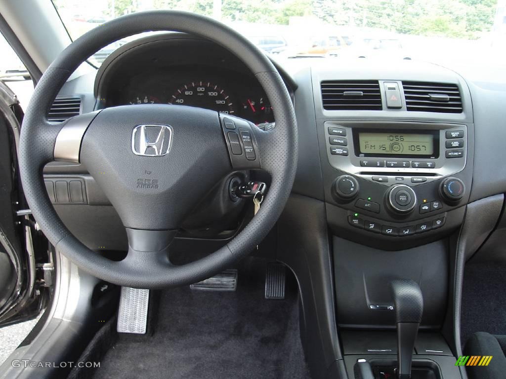 2006 Accord LX Coupe - Nighthawk Black Pearl / Black photo #15