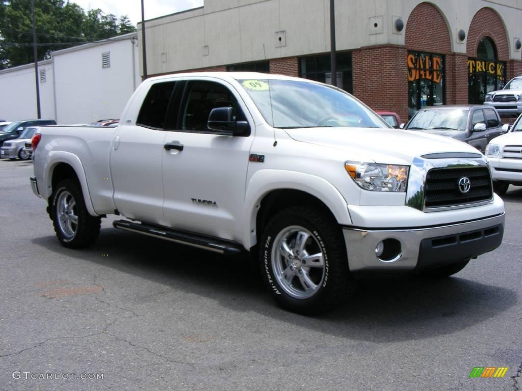 2009 Tundra X-SP Double Cab 4x4 - Super White / Red Rock photo #2