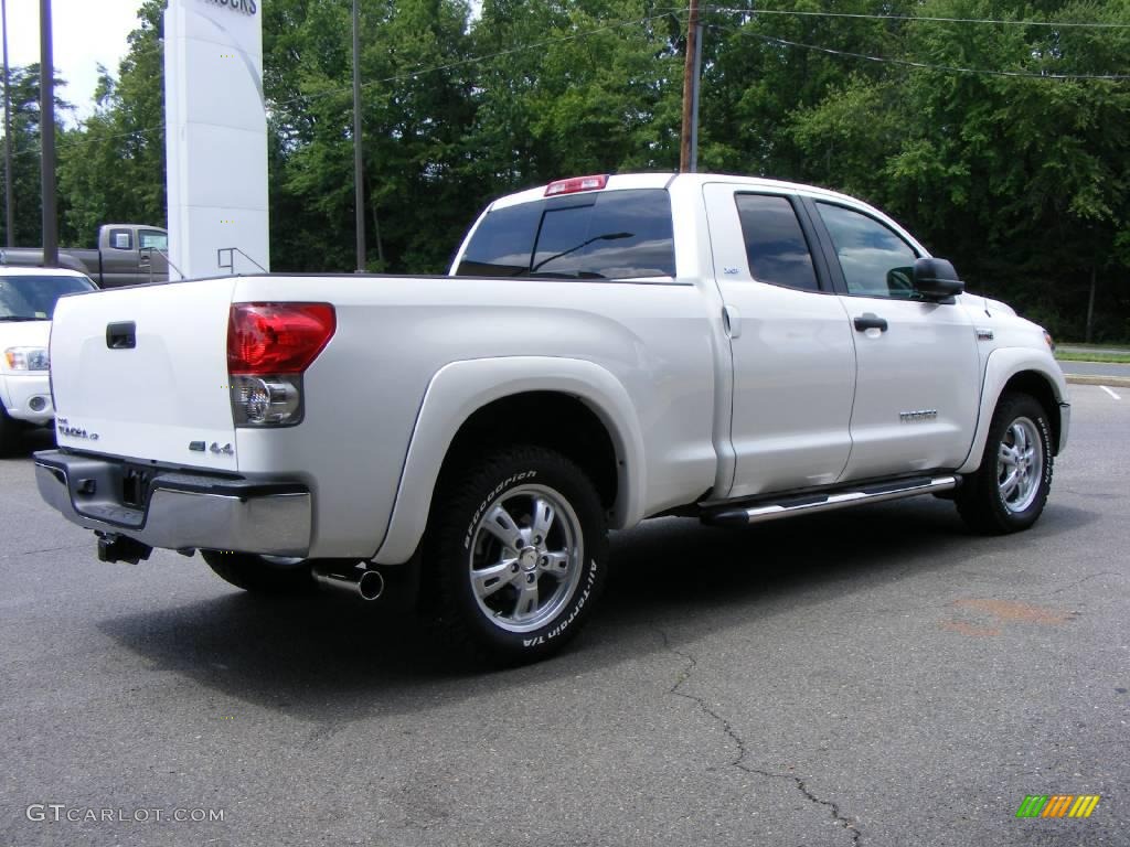 2009 Tundra X-SP Double Cab 4x4 - Super White / Red Rock photo #3