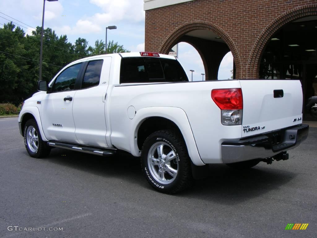 2009 Tundra X-SP Double Cab 4x4 - Super White / Red Rock photo #4