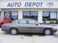 2004 Charcoal Grey Metallic Lincoln Town Car Ultimate  photo #1