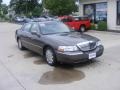 2004 Charcoal Grey Metallic Lincoln Town Car Ultimate  photo #2