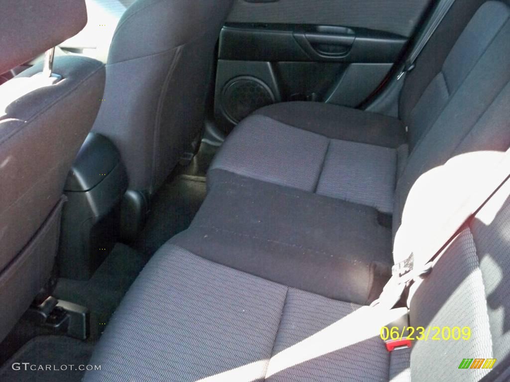2007 MAZDA3 i Sport Sedan - True Red / Black photo #5