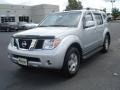 2007 Silver Lightning Nissan Pathfinder SE  photo #1