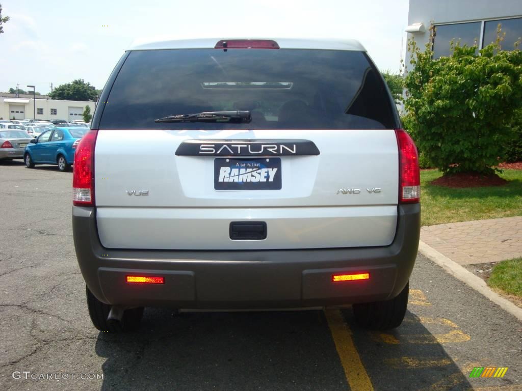 2005 VUE V6 AWD - Silver Nickel / Gray photo #8