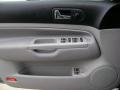 2005 Platinum Grey Metallic Volkswagen Jetta GLS Sedan  photo #15