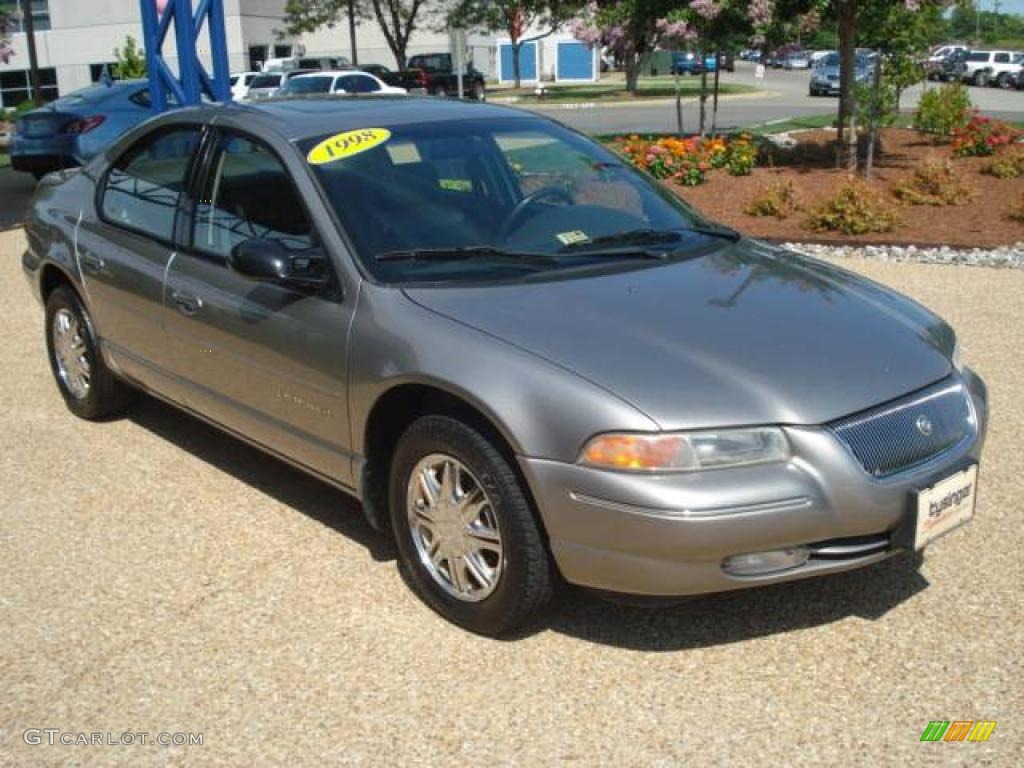 1998 Cirrus LXi - Bright Platinum Metallic / Agate photo #8