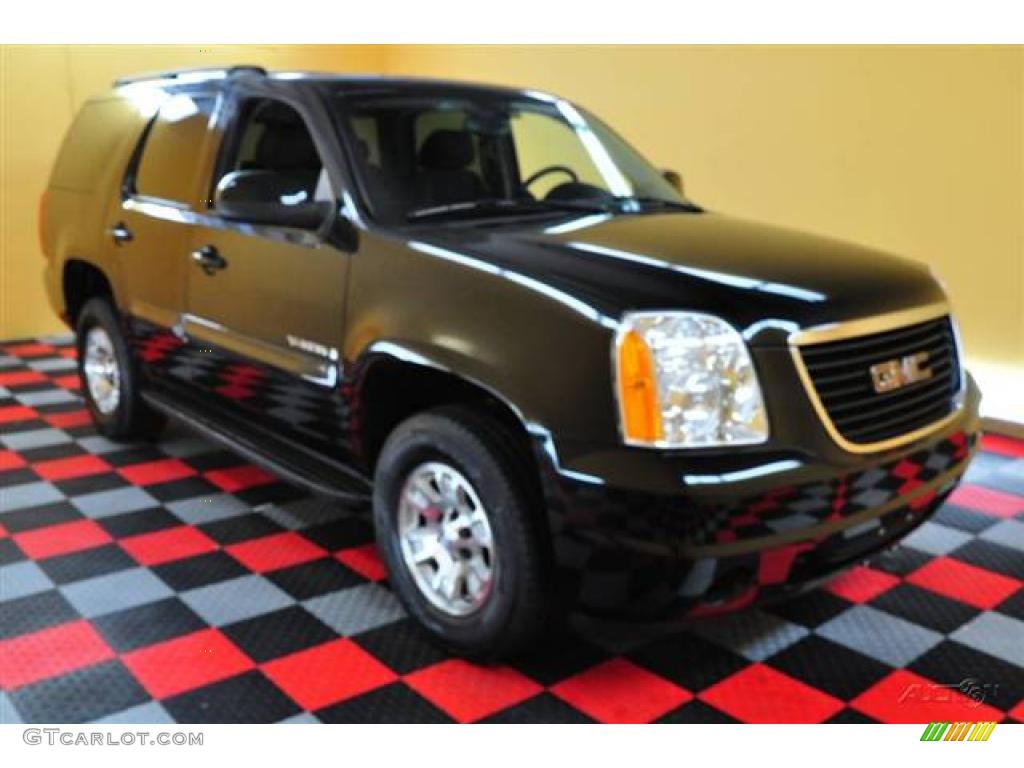 2007 Yukon SLE 4x4 - Onyx Black / Ebony Black photo #1