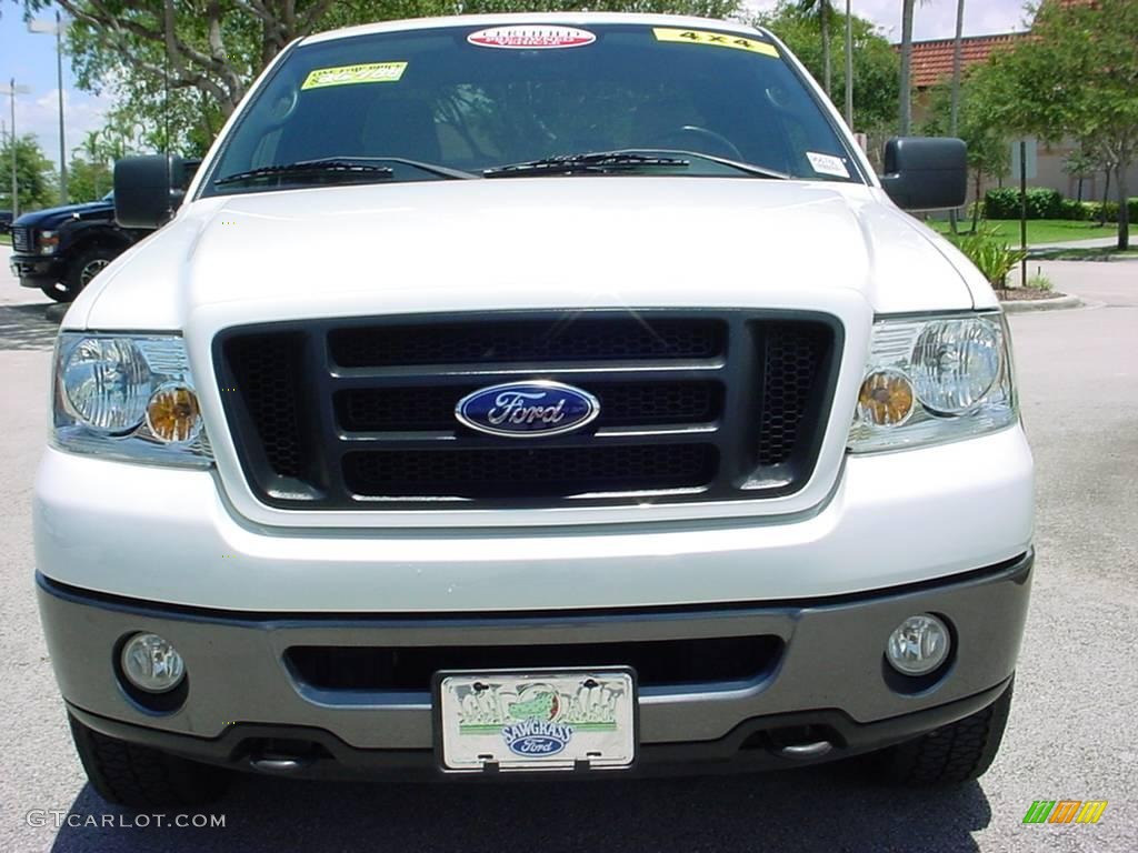 2006 F150 FX4 SuperCab 4x4 - Oxford White / Black/Medium Flint photo #9